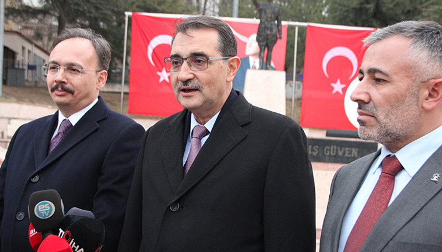 Bakan Dönmez: Söğüt Türkiyenin sayılı altın maden işletmelerinden bir tanesi