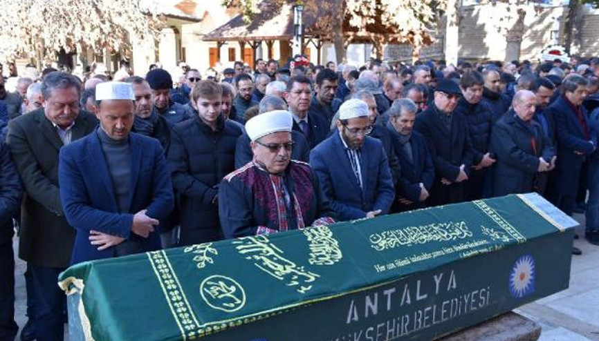 Eski milletvekili Baysarı son yolculuğuna uğurlandı