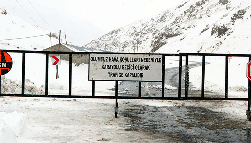 Vanda ulaşıma kar engeli 347 yerleşim yerine ulaşım yok Vanda ulaşıma kar engeli 347 yerleşim yerine ulaşım yok