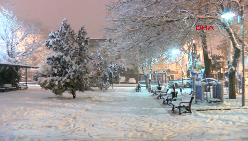 Ankarada kar, tipi ve soğuk hava etkili oluyor