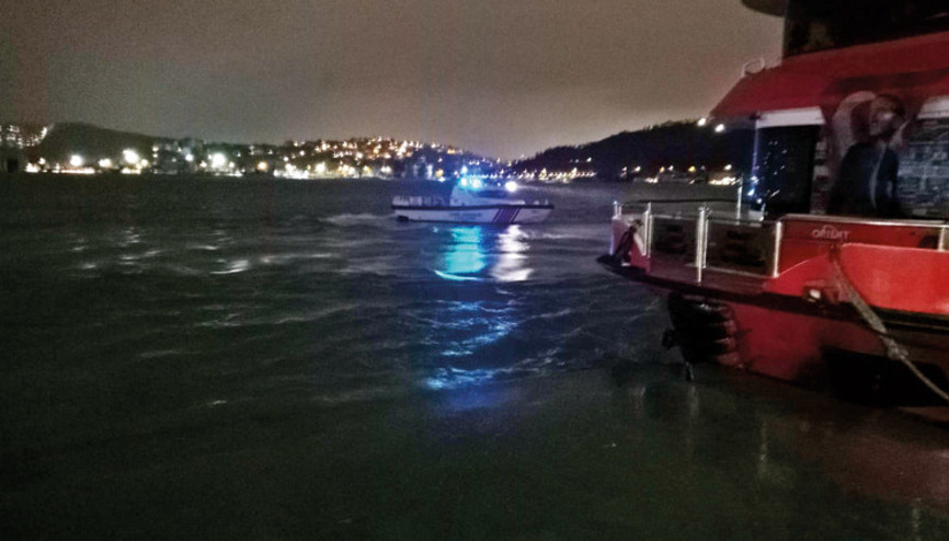 Fotoğraf çekilirken  denize düştü