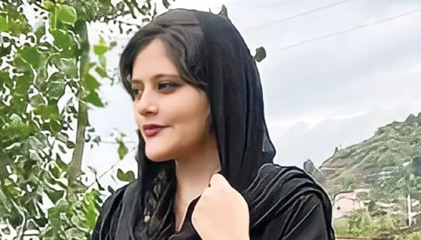 İran’da on binlerce tutuklu ve hükümlü göstericiye af