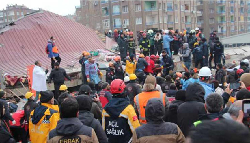 Oteller: Kapılarımız açık