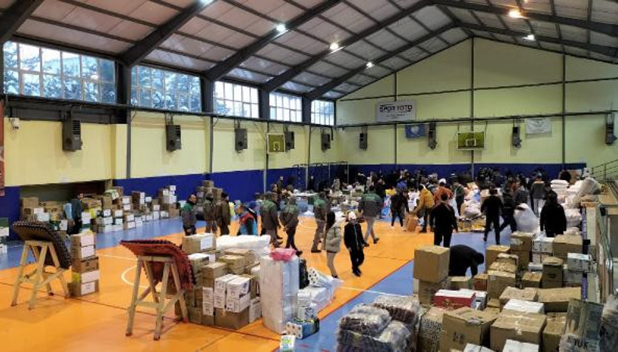 Yardım TIRları dualarla uğurlandı