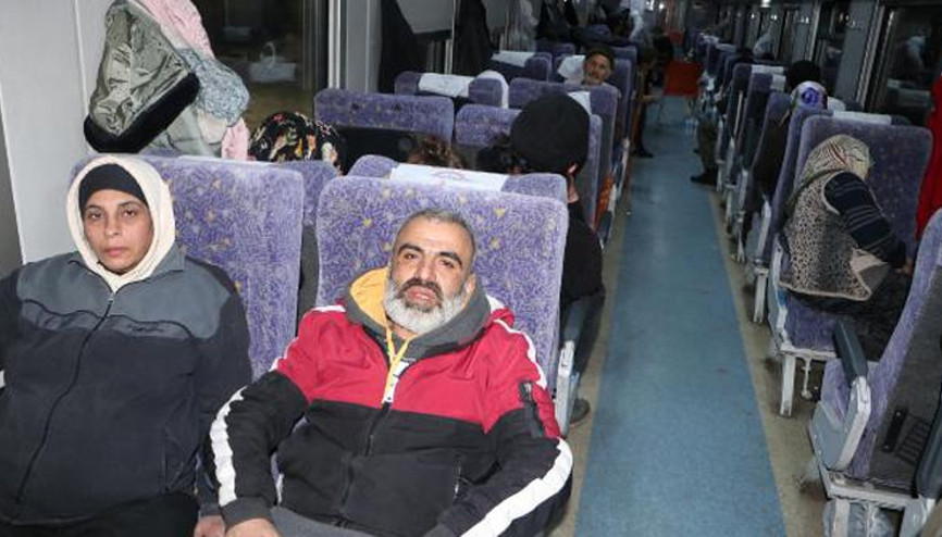 TCDDnin vagonları depremzedelere ev oldu