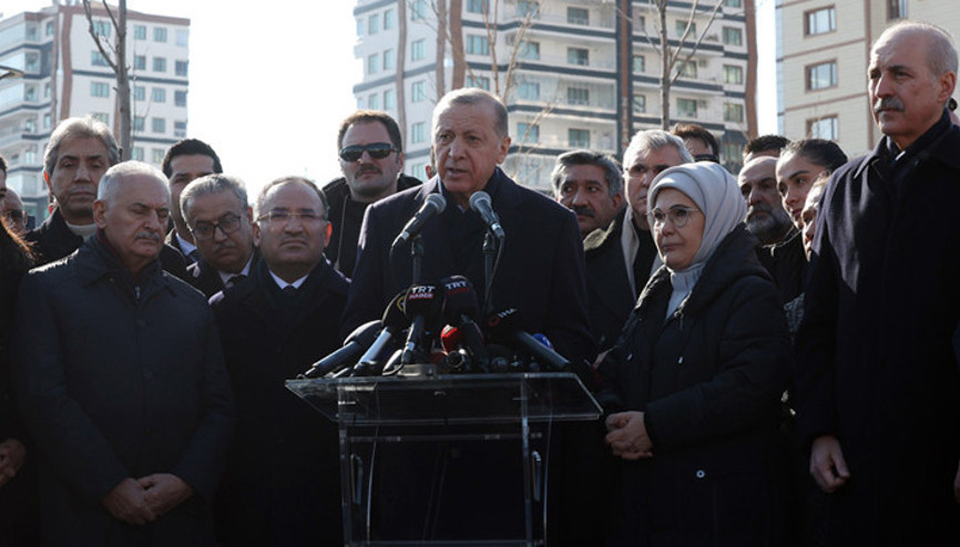 Son dakika... Cumhurbaşkanı Erdoğan açıkladı: Üniversitelerde yaza kadar uzaktan eğitim... Yurtlar depremzedelere açılıyor