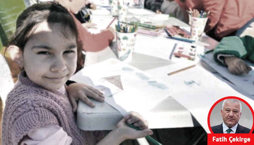 Ah çocuğum, çizdiğin o evle bize neler diyorsun