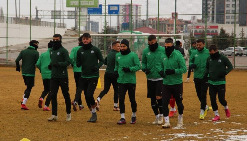 Düşme hattındaki Sivas Belediyespor ligden çekilmek istiyor