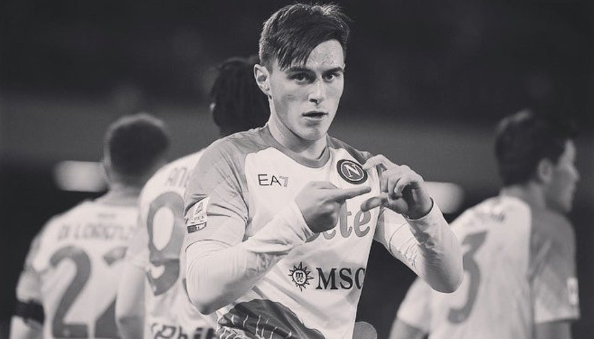 Eljif Elmastan depremzedeler için yardım çağrısı