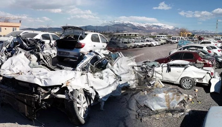 Kahramanmaraşta depremde binlerce araç hasar gördü