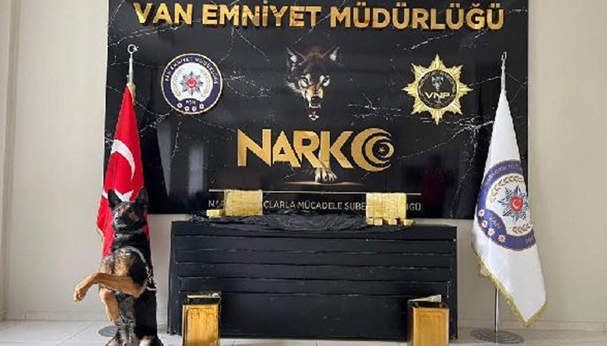 TIRda gizlenen 30 kilo eroin bulundu