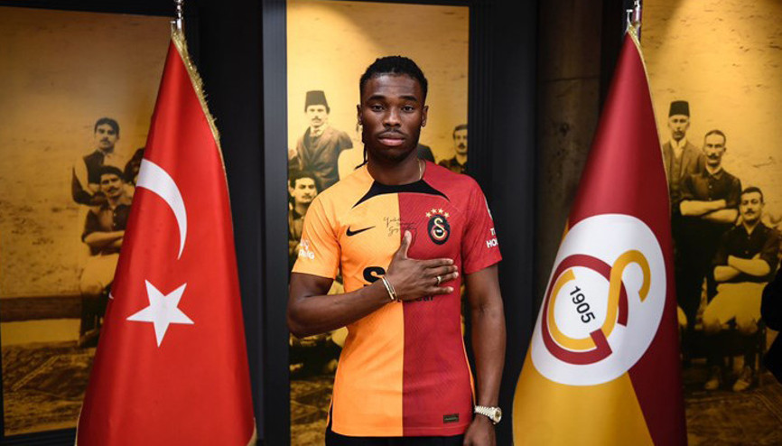 Galatasaray, Adekugbe transferini açıkladı