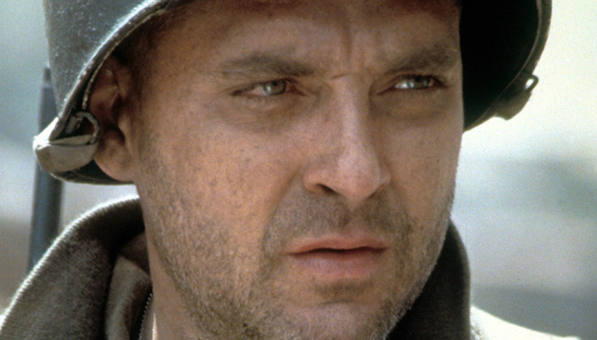 Ünlü oyuncu Tom Sizemore beyin anevrizması geçirdi: Durumu kritik