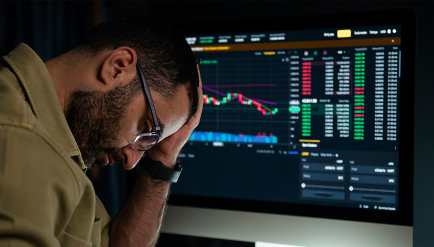 Coinbase zarar etti