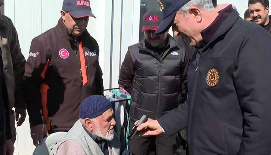 Kore gazisi depremzede Bakan Soylu ile görüştü