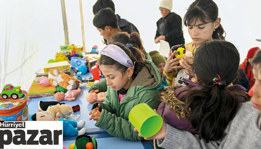 ‘Dayanışma iyileştirir ama depremzedeyi zorlamayın’