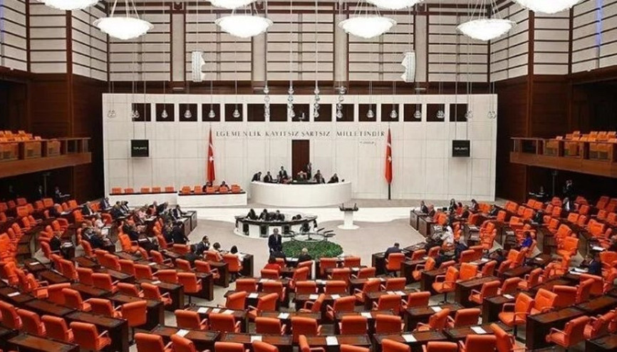 Ak Partili Mustafa Elitaş: Seçimin ertelenmesi söz konusu değil