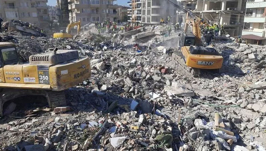 Prof. Dr. Ergör: Deprem bölgesinde asbest tehlikesi geri planda kalıyor Prof. Dr. Ergör: Deprem bölgesinde asbest tehlikesi geri planda kalıyor