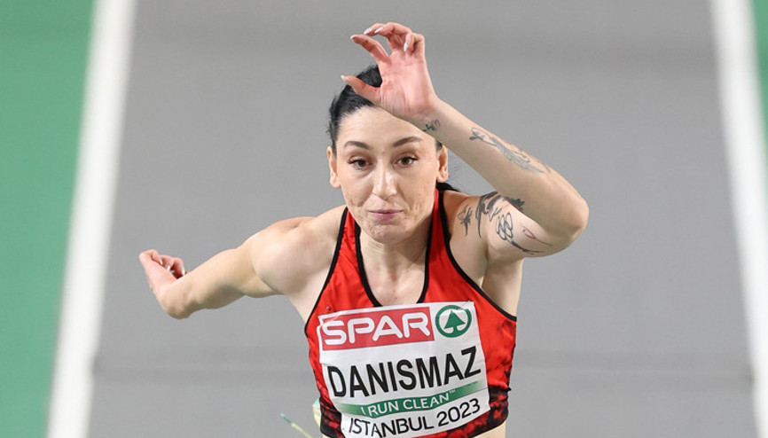 Tuğba Danışmazdan Avrupa Salon Atletizm Şampiyonasında altın madalya