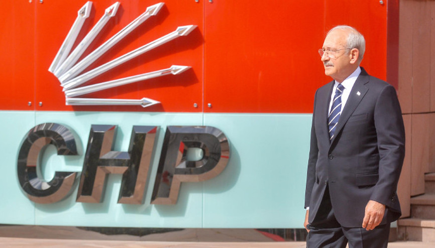 Kılıçdaroğlu’nun adaylığı açıklanıyor... Gözler masada Kılıçdaroğlu’nun adaylığı açıklanıyor... Gözler masada