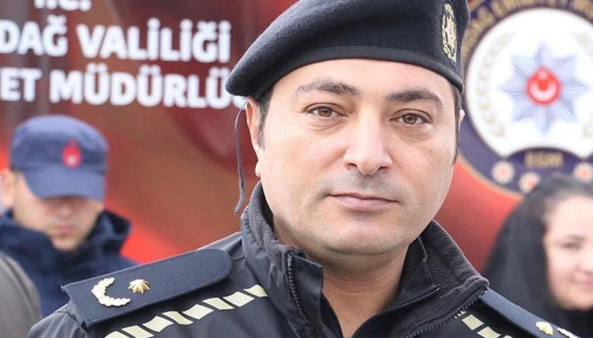 Yardım malzemelerini evine götüren emniyet müdürü tutuklandı Yardım malzemelerini evine götüren emniyet müdürü tutuklandı