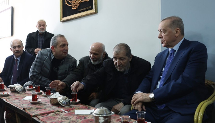 Cumhurbaşkanı Erdoğandan esnaf ziyareti