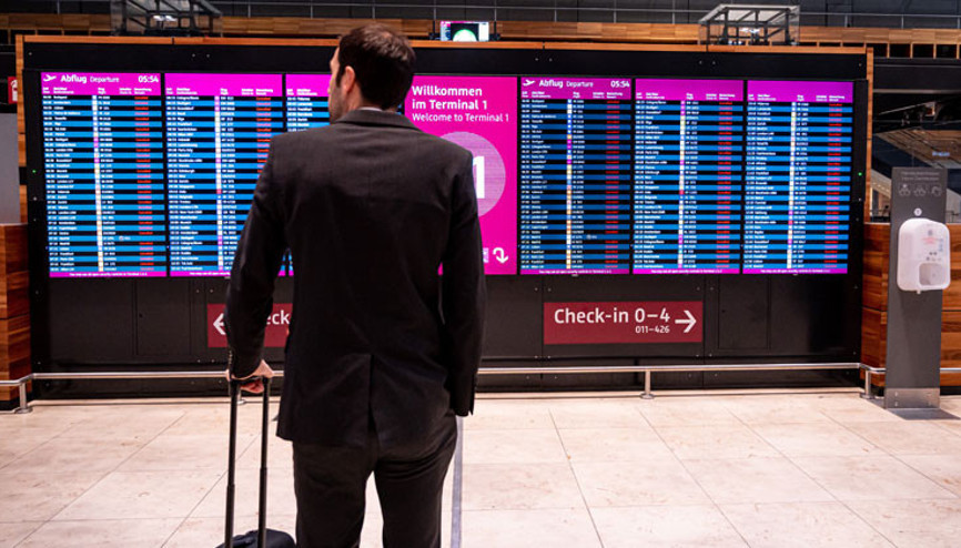 Dört havalimanında grev kaosu