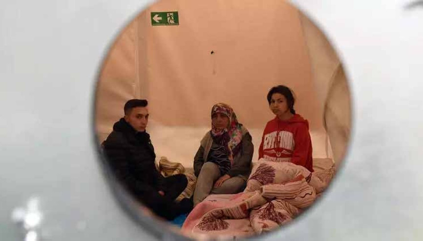 Kahramanmaraşta mucize kurtuluş: 120 kişinin yaşadığı binadan 6 kişi kurtuldu