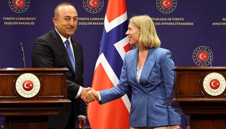 Bakan Çavuşoğlu, Norveç mevkidaşı Huitfeldt ile görüştü