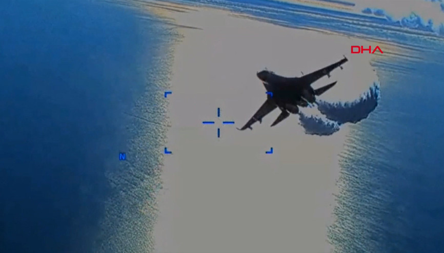 US releases video of Russian jet dumping fuel on its drone