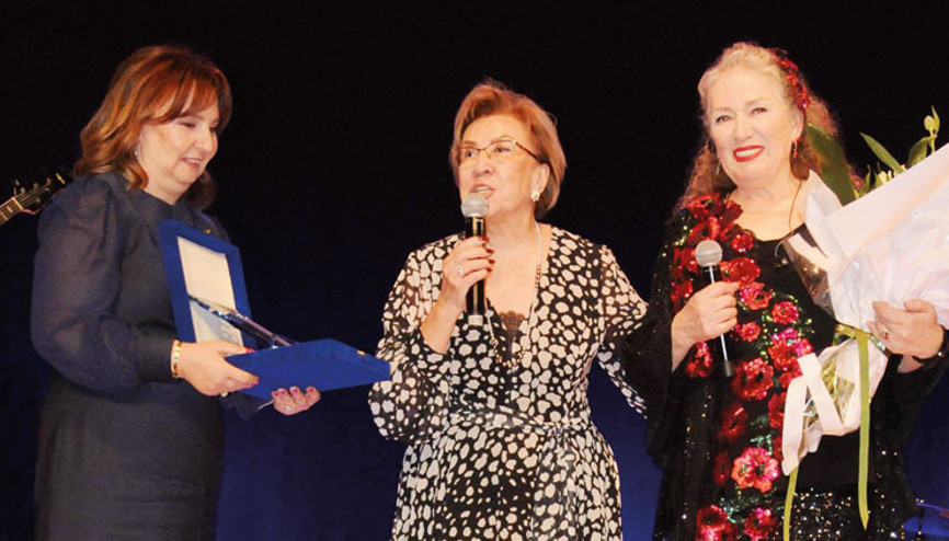 Depremzede çocuklara eğitim desteği