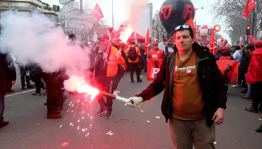 Fransada halk emeklilik reformuna karşı bir kez daha sokakta