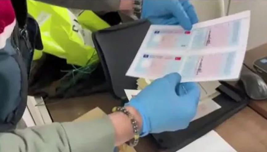 Jandarmadan sahte evrak operasyonu Jandarmadan sahte evrak operasyonu