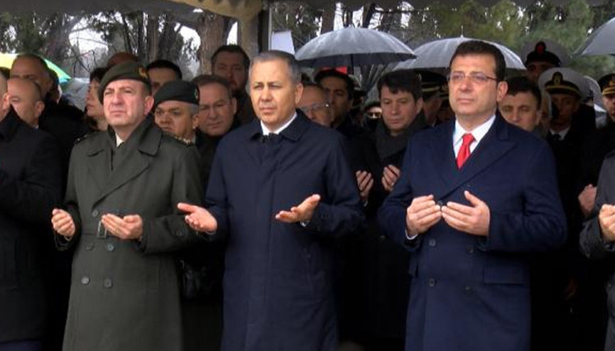 Çanakkale Şehitleri Edirnekapı Şehitliğinde anıldı