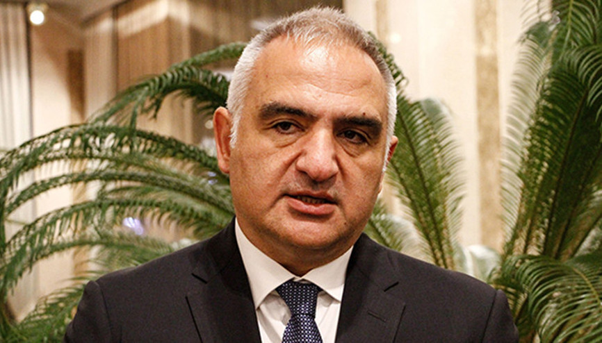 Bakan Ersoy canlı yayında duyurdu: 12 tane çok değerli kültür varlığı teslim edilecek Bakan Ersoy canlı yayında duyurdu: 12 tane çok değerli kültür varlığı teslim edilecek