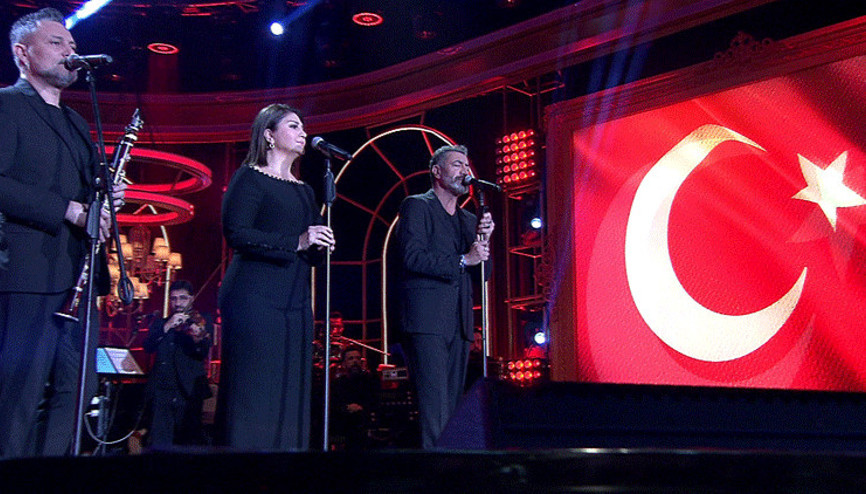 “Şarkılar Bizi Söyler” duygu yüklü bir bölümle ekrana geliyor…
