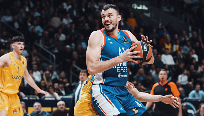 Efes, Berlinde havlu attı