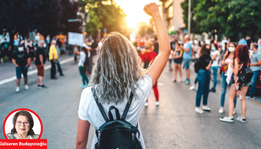 Kadınlar bu günlere gelebilmek için neler çekti haberiniz var mı