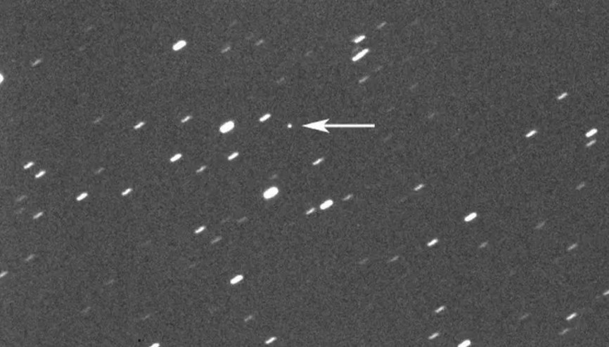 Heyecanlı bekleyiş... Dev asteroit Dünya ile Ay arasından geçecek