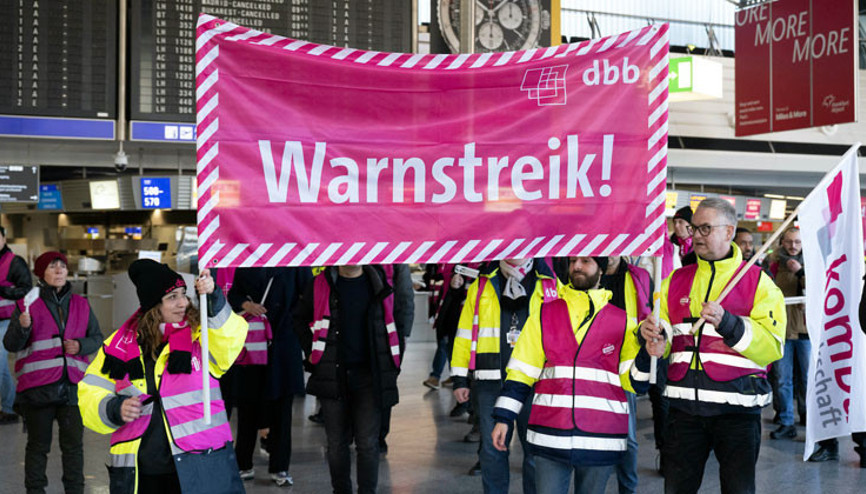 Grevler Almanya’yı felç etti