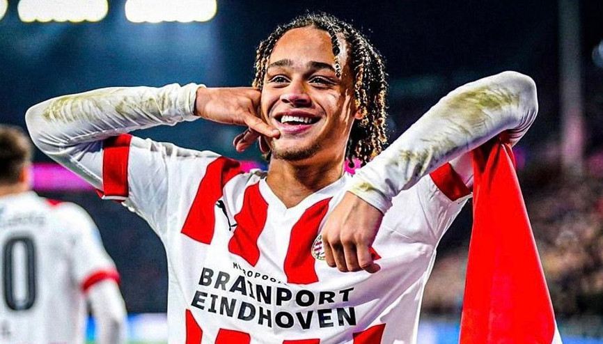 Xavi Simons, PSV’de kendini buldu