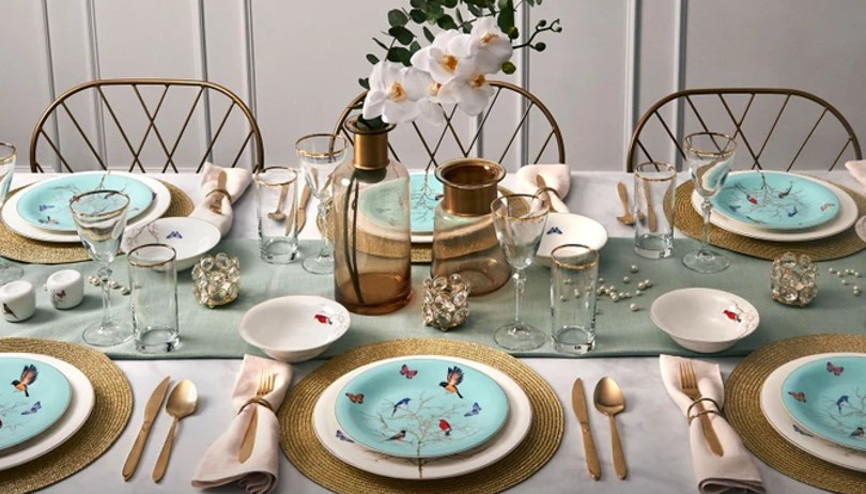 En şık sofraların vazgeçilmezi Karaca yemek takımları nasıl seçilmeli