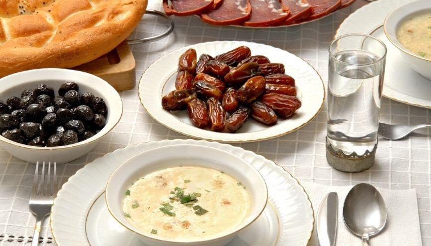 Ramazan Menüsü 2023 ( 5. gün) : İftara ne pişirsem, akşama ne yemek yapsam diyenlere, kolay ve pratik iftar yemeği tarifleri... Ramazan Menüsü 2023 ( 5. gün) : İftara ne pişirsem, akşama ne yemek yapsam diyenlere, kolay ve pratik iftar yemeği tarifleri...