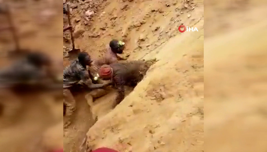 Toprak altında kalan madencileri elleriyle kazarak kurtardı