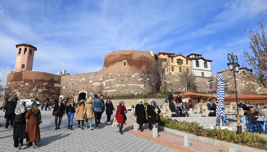 MHP’li Murat Ilıkan: Ankara Kalesi sahipsiz bırakılmamalı
