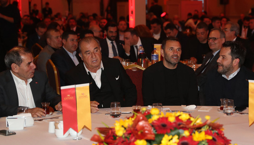 Galatasaray Başkanı Dursun Özbek: Lige sataşıp formatını değiştirmeye çalışıyorlar