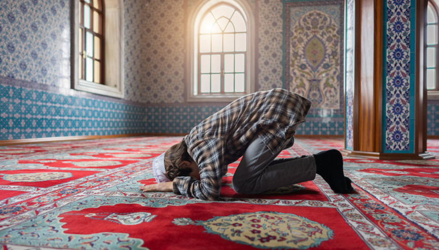 Sabah namazı saat kaçta Sabah namazı nasıl kılınır, kaç rekat Diyanet İstanbul Ankara İzmir ve il il 1 Nisan sabah namazı vakitleri ve kılınışı
