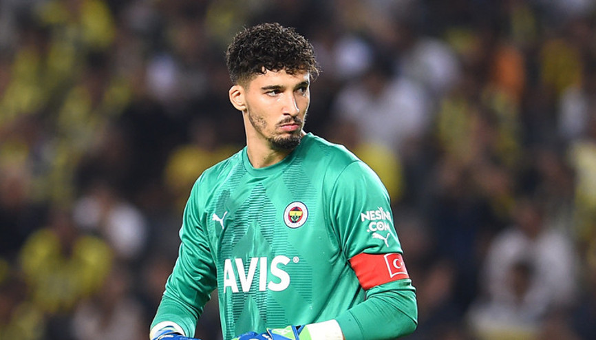 Fenerbahçede Altay Bayındır ve Szalai, derbiden beklentilerini anlattı: Her maçımız final