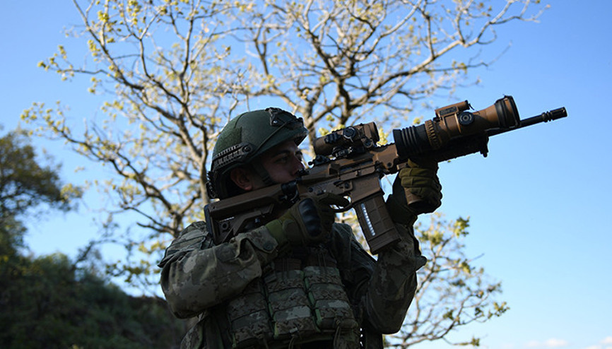 Irakın kuzeyindeki barınma alanlarından kaçan 4 terörist teslim oldu