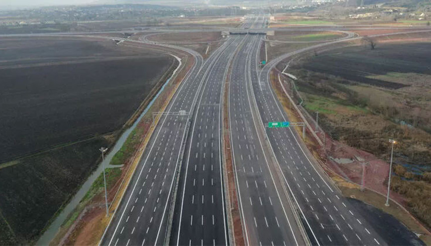 Karaismailoğlu: İzmir-Antalya 3 saate düşecek